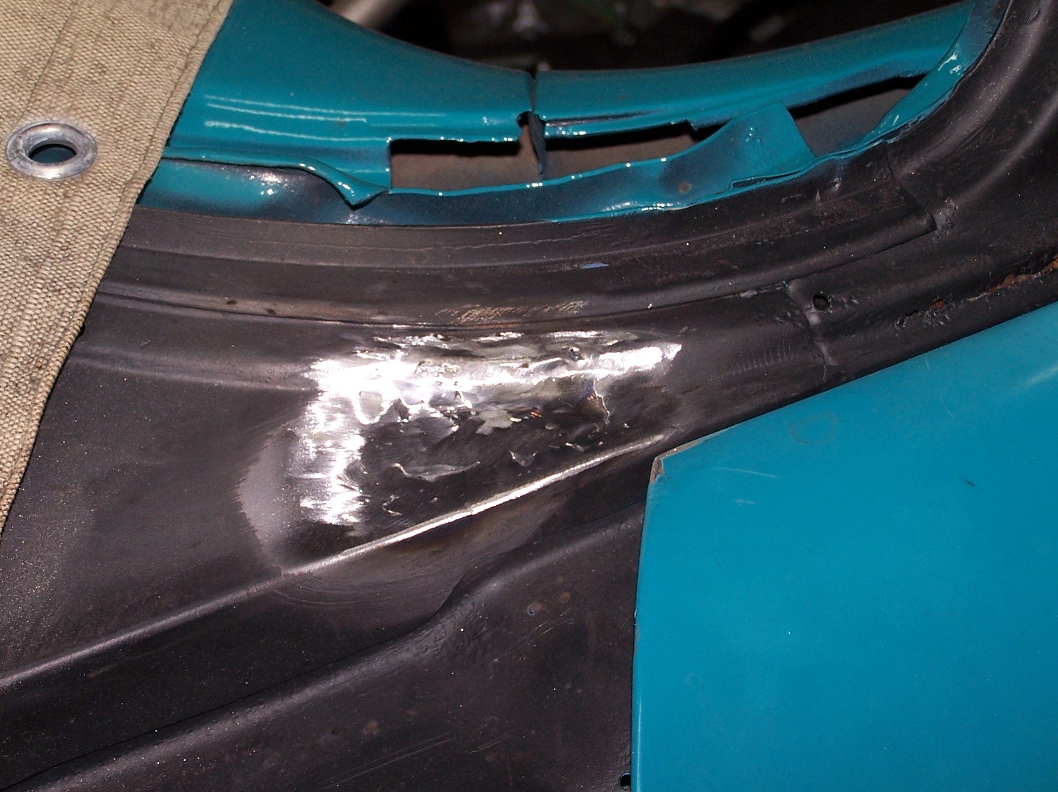 Front cowl