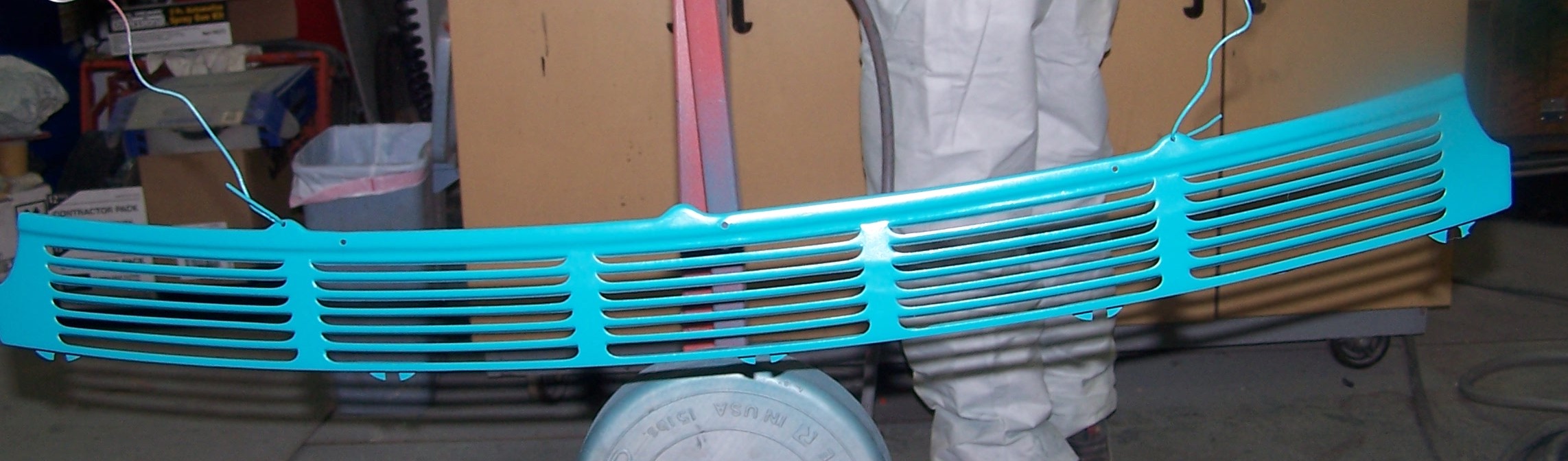 Cowl vent in turquoise