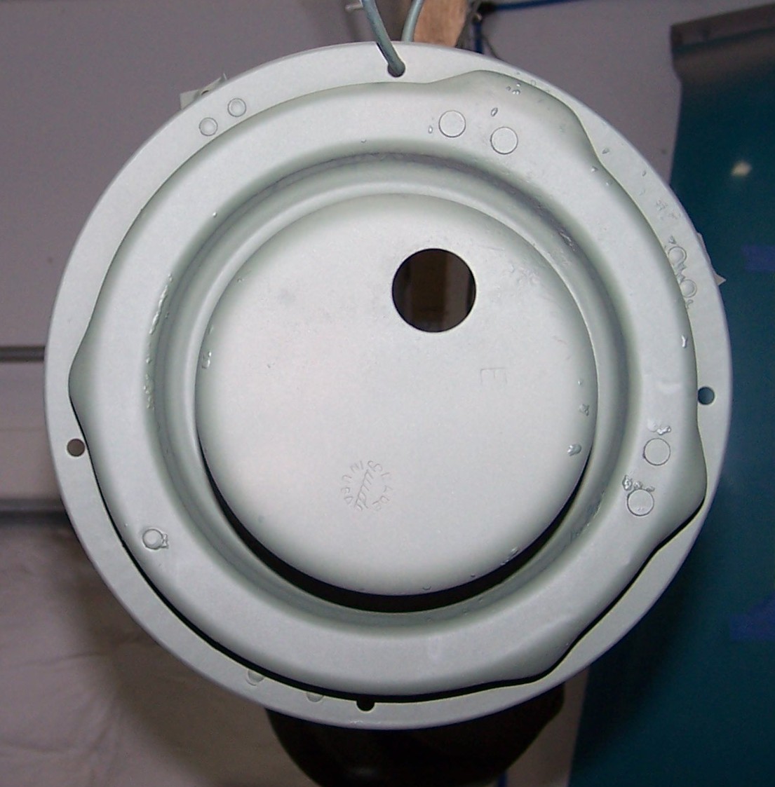 Headlight bucket