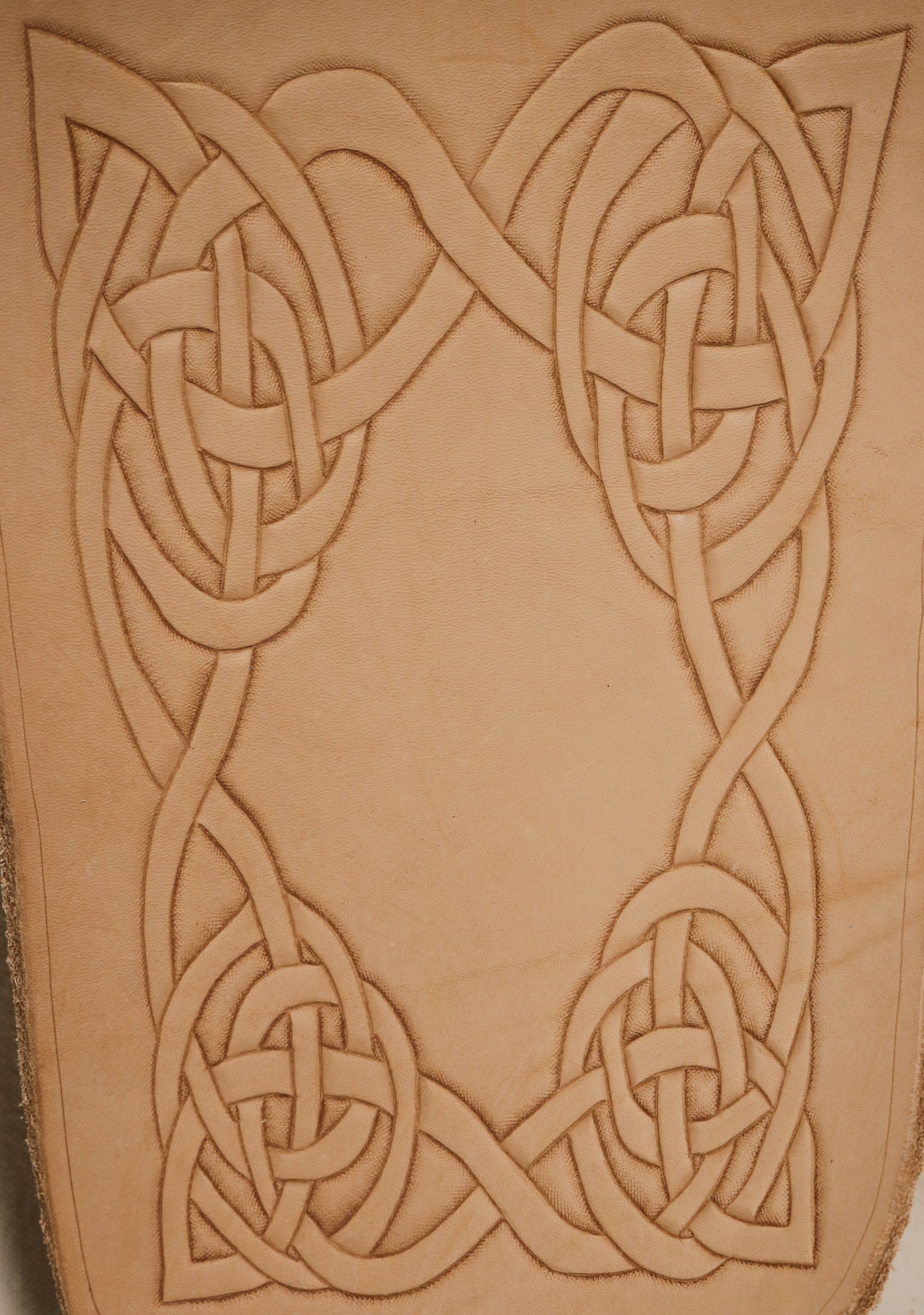 Quiver Knot Carving