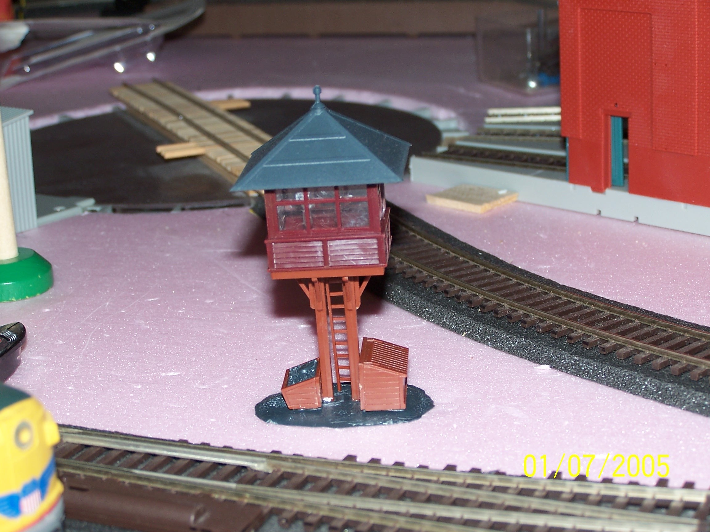 Picture of tower and turntable