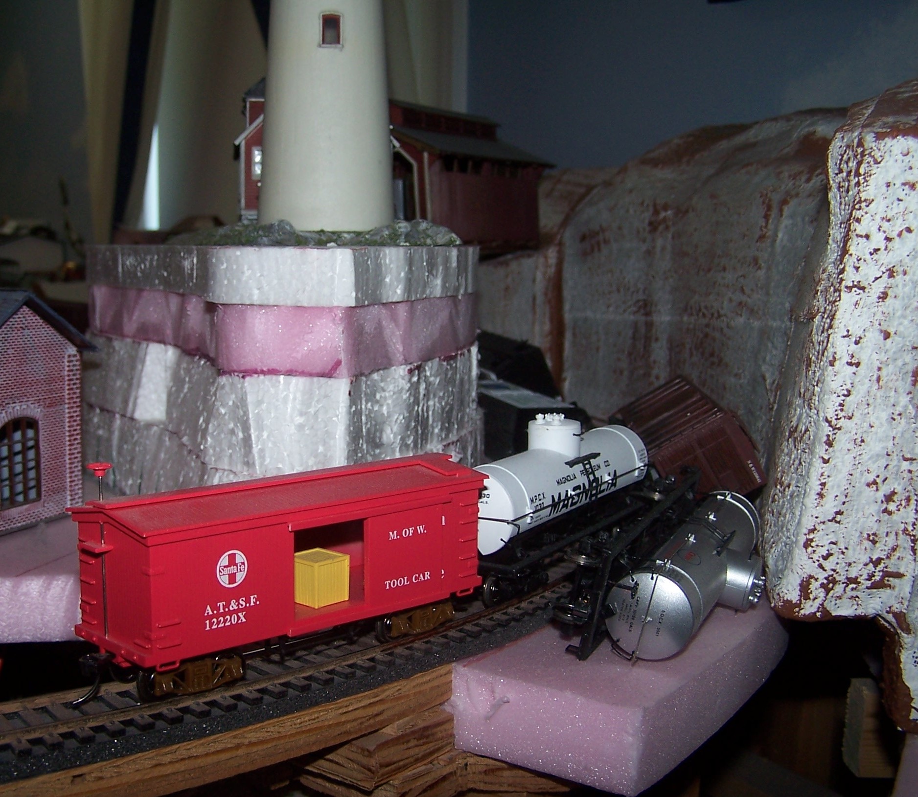 Picture of cars toppled during earthquake